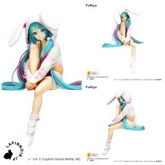 anime-vocaloid-hatsune-miku-noodle-stopper-rabbit-ear-hood-ver-figure-furyu-1