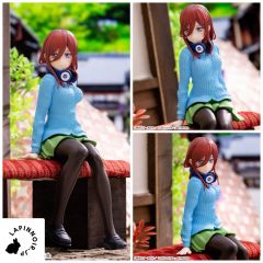 anime-the-quintessential-quintuplets-miku-nakano-chokonose-figure-sega-1