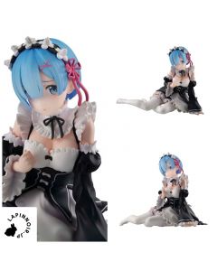anime-re-zero-starting-life-in-another-world-melty-princess-palm-size-rem-figure-megahouse-1